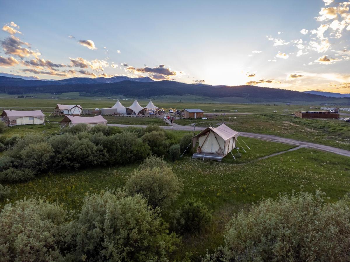 Under Canvas West Yellowstone Exterior foto